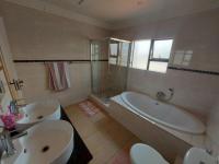 Main Bathroom of property in Bloemfontein