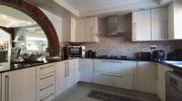 Kitchen - 13 square meters of property in Ferndale - JHB