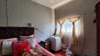 Bed Room 3 - 13 square meters of property in Geduld