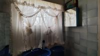 Bathroom 1 - 4 square meters of property in Welgedacht