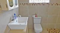 Bathroom 1 - 6 square meters of property in Woodlands - PMB
