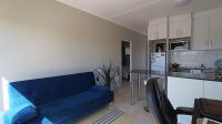 Lounges - 10 square meters of property in Oak Glen