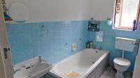 Bathroom 1 - 5 square meters of property in New Germany 