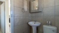 Bathroom 1 - 5 square meters of property in Montana Tuine