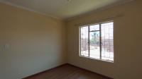 Bed Room 1 - 14 square meters of property in Highveld
