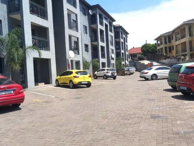 2 Bedroom Apartment for Sale For Sale in Montclair (Dbn) - MR622756