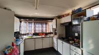 Flatlet - 90 square meters of property in Primrose Hill