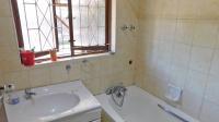 Bathroom 1 - 7 square meters of property in Caversham Glen
