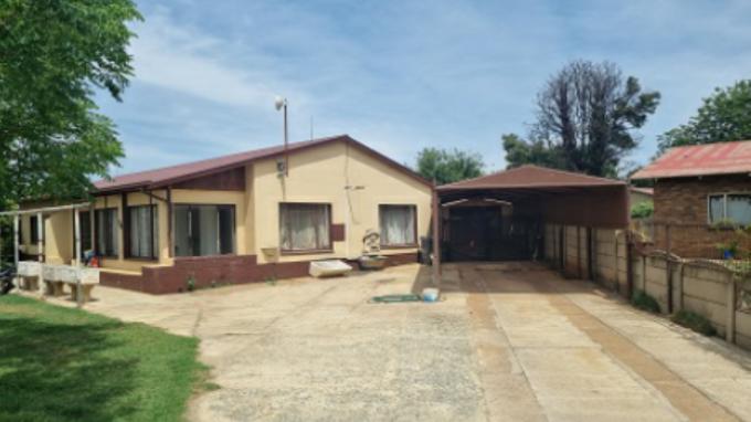 SA Home Loans Sale in Execution 3 Bedroom House for Sale in Carletonville - MR623284