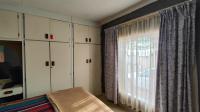 Bed Room 1 - 13 square meters of property in Klopperpark