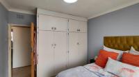 Bed Room 2 - 14 square meters of property in Klopperpark