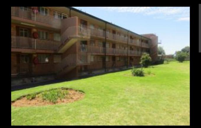 2 Bedroom Sectional Title to Rent in Crown Gardens - Property to rent - MR626388