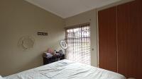 Bed Room 2 - 12 square meters of property in Theresapark