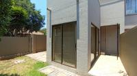 Rooms - 14 square meters of property in Northgate (JHB)
