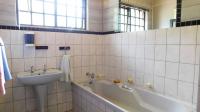 Bathroom 1 - 6 square meters of property in Mariannhill Park