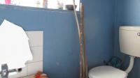 Staff Bathroom - 4 square meters of property in Kloofendal