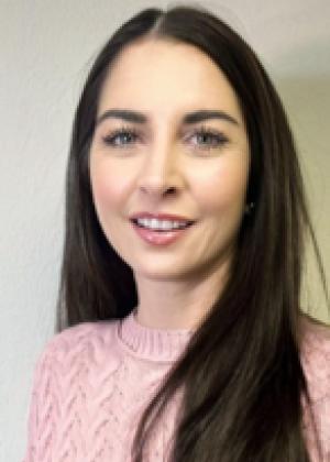 Photo of Gillian Hurst