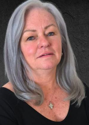 Photo of Theresa Swart