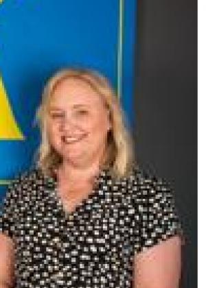Photo of Lauren Nel
