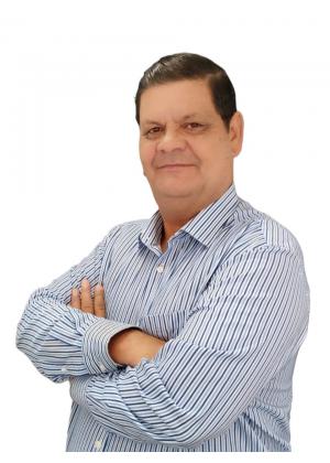 Photo of Adrian Gillan