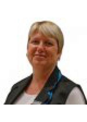 Photo of Bev Snyman