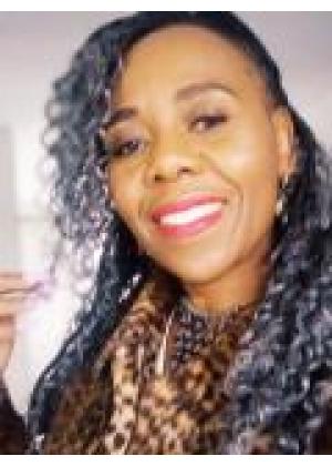 Photo of Duduzile Schalk