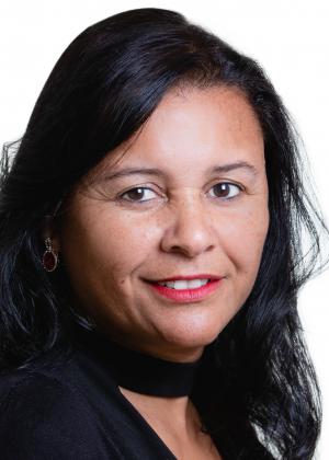 Photo of Rozelle Velecia-Ann Steenberg