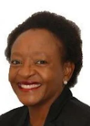 Photo of Sarah Oliphant