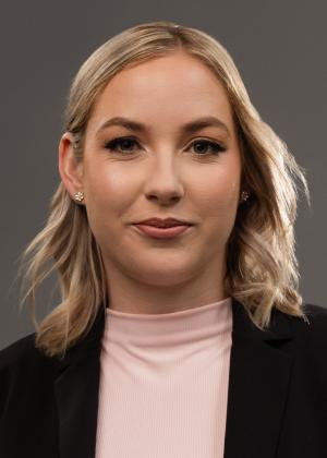 Photo of Roxanne  Dreyer