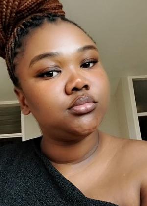 Photo of Mbali Nzanya