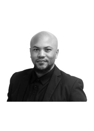 Photo of Emmanuel  Oliphant 