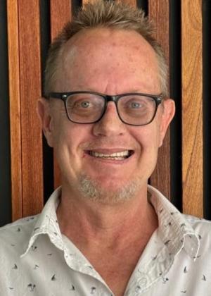 Photo of Gareth Porter 