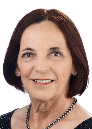Photo of Lesley Murie