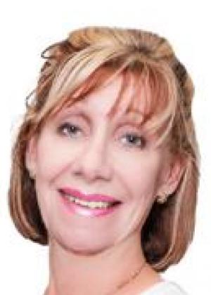Photo of Cheryl Fox