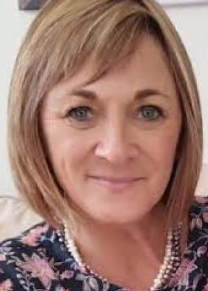 Photo of Marion Peters