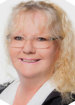Photo of Lesley Probert