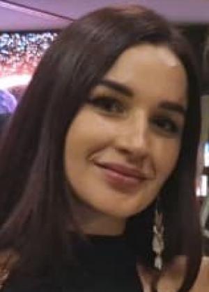 Photo of Gina Harrison