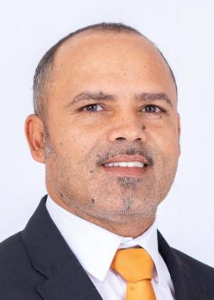 Photo of Elton Marcus