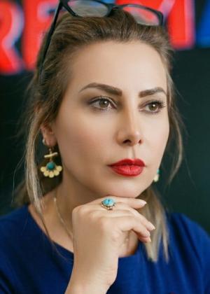 Photo of Laleh Golestani