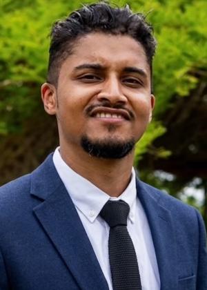 Photo of Ethan Daniels