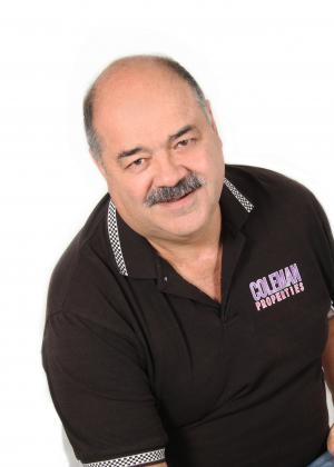 Photo of Danie Ayres