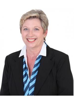 Ann Coetzee from Harcourts Mercantile Property Consultant Photo of Ann Coetzee