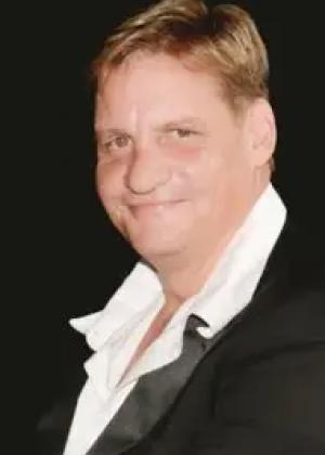 Photo of Jaco Davel