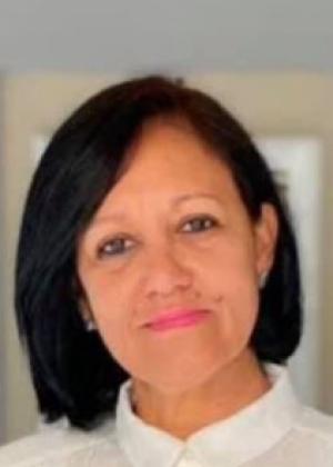 Photo of Simone Hannie