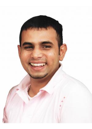 Photo of Vishal Maharaj