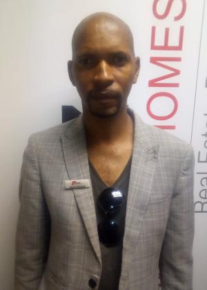 Photo of Oscar Moshidi