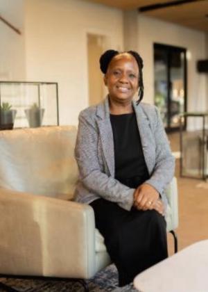 Photo of Esther  Pooe