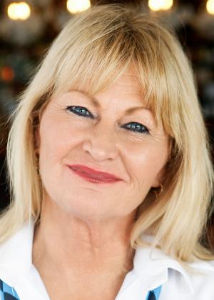 Photo of Shirley  Gradwell