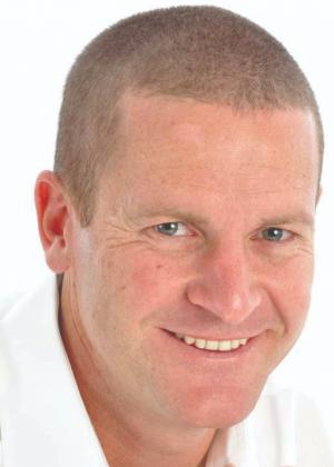 Photo of Robert Macfarlane