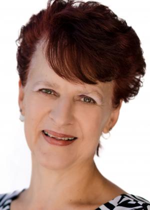 Photo of Cynthia Roux